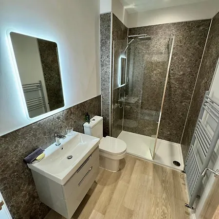 Grindal - Newly Opened Luxury מלון דירות